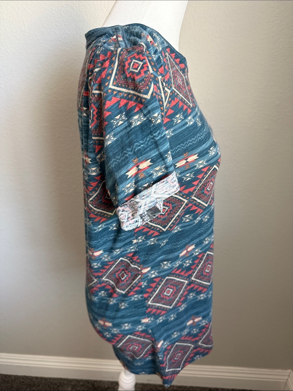 NWT Rock&Roll Denim Aztec-Pattern Short Sleeve Tee in Teal & Coral - Unbranded - Picture 4 of 9